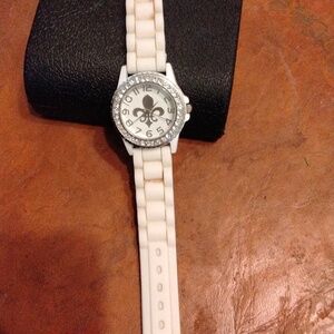 Women's NWOT Fleur de Lis White/Silver Rhinestone Encrusted watch w/ Sport Band